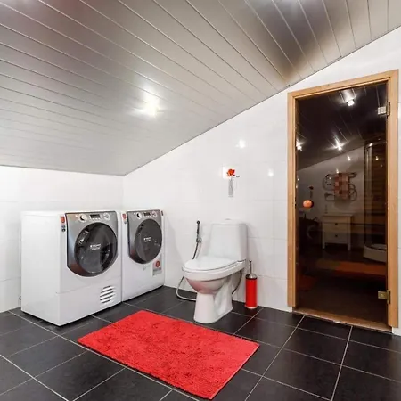 Paernu Spa Duplex For 8 Appartamento Pärnu