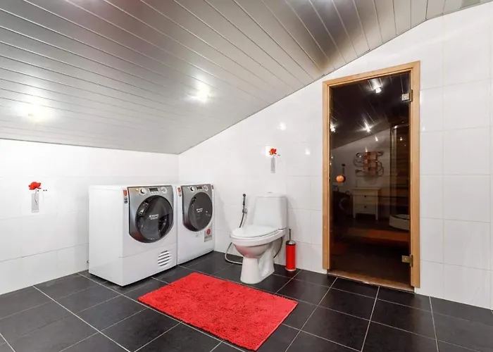 Paernu Spa Duplex For 8 Appartamento Pärnu